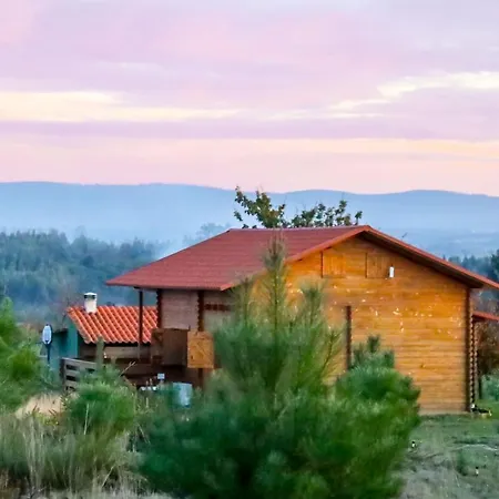 Da Laje - Onde A Natureza O Envolve - Serra Da Estrela *