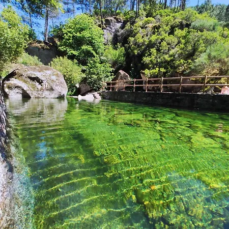 Aldeamento Turístico Da Laje - Onde A Natureza O Envolve - Serra Da Estrela *