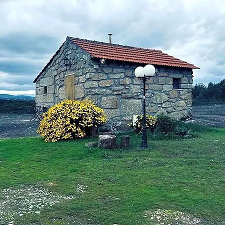 Da Laje - Onde A Natureza O Envolve - Serra Da Estrela