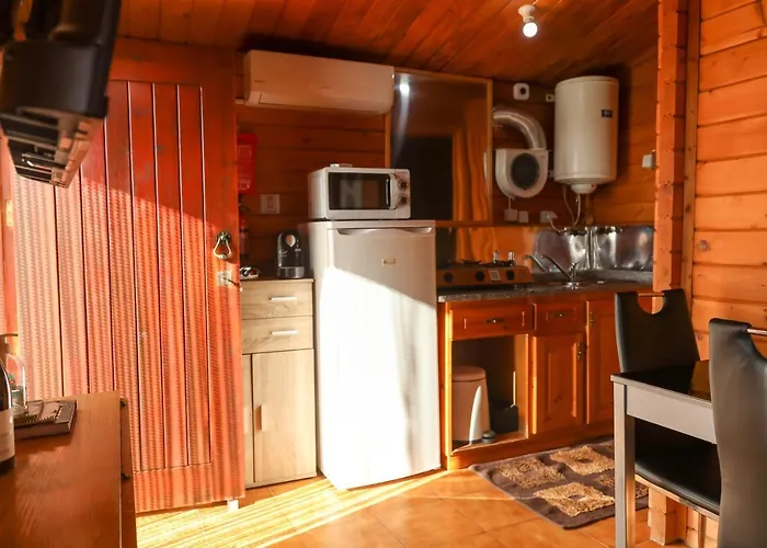 Üdülőpark Da Laje - Onde A Natureza O Envolve - Serra Da Estrela *