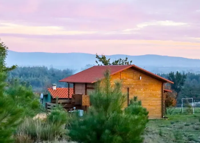 Da Laje - Onde A Natureza O Envolve - Serra Da Estrela *