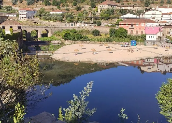 Da Laje - Onde A Natureza O Envolve - Serra Da Estrela Üdülőpark *