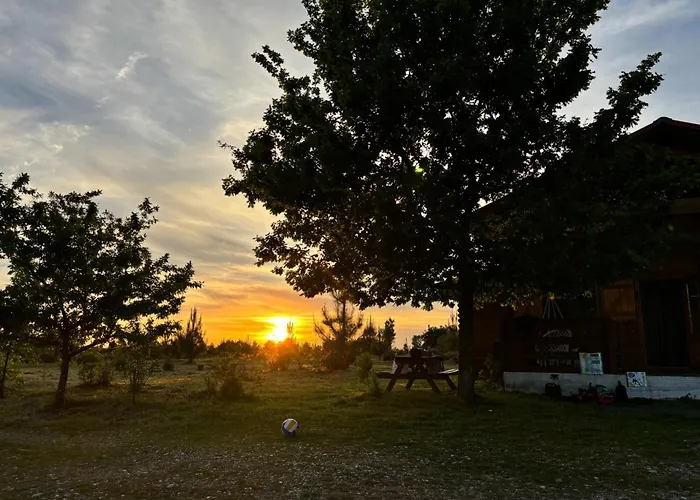 Üdülőpark Da Laje - Onde A Natureza O Envolve - Serra Da Estrela *